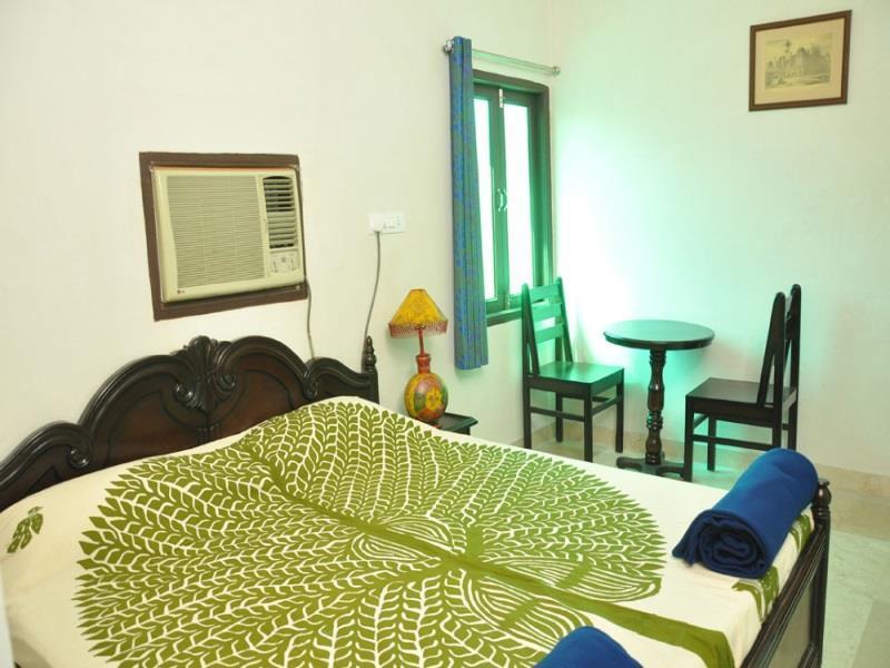 Hotel Lake Paradise Udaipur Ngoại thất bức ảnh